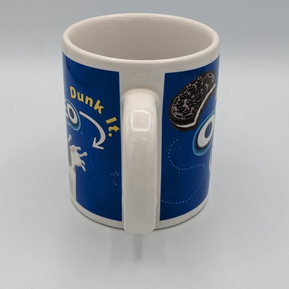 Oreo Mug: Bite It, Twist It, Lick It, Dunk It - Picture 5 of 10